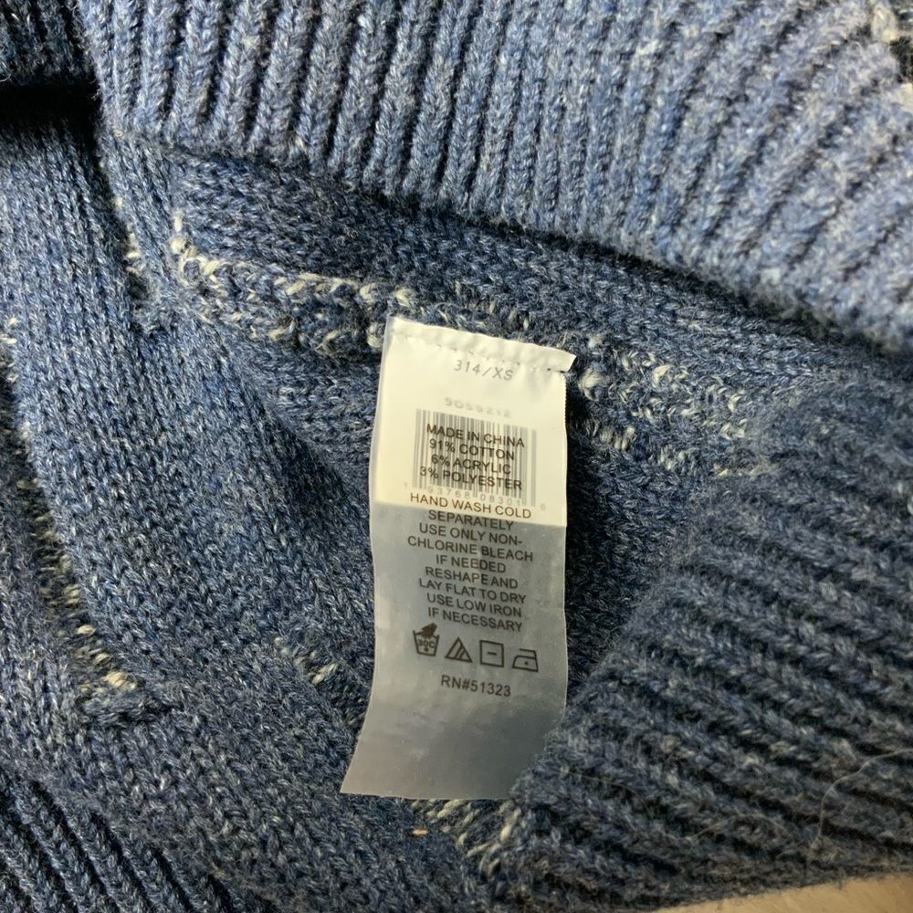 Vince Camuto fuzzy sweater - Picture 4 of 4